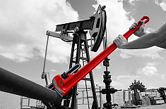 Использование прямого трубного ключа Ridgid Heavy Duty 12" Использование прямого трубного ключа Ridgid Heavy Duty 12"